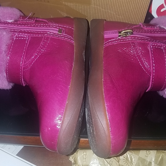 Ugg toddlers for girls - Picture 8 of 8